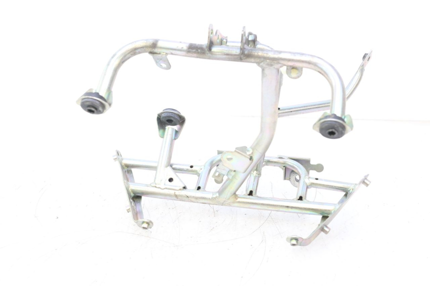 photo de ARAIGNEE FACE AVANT HONDA PCX (JF28) 125 (2009 - 2011) - Points de fixation