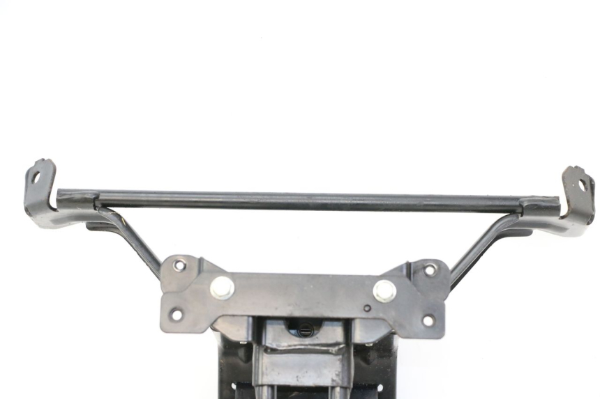 photo de ARAIGNEE FACE AVANT PEUGEOT SATELIS 125 (2013 - 2018)