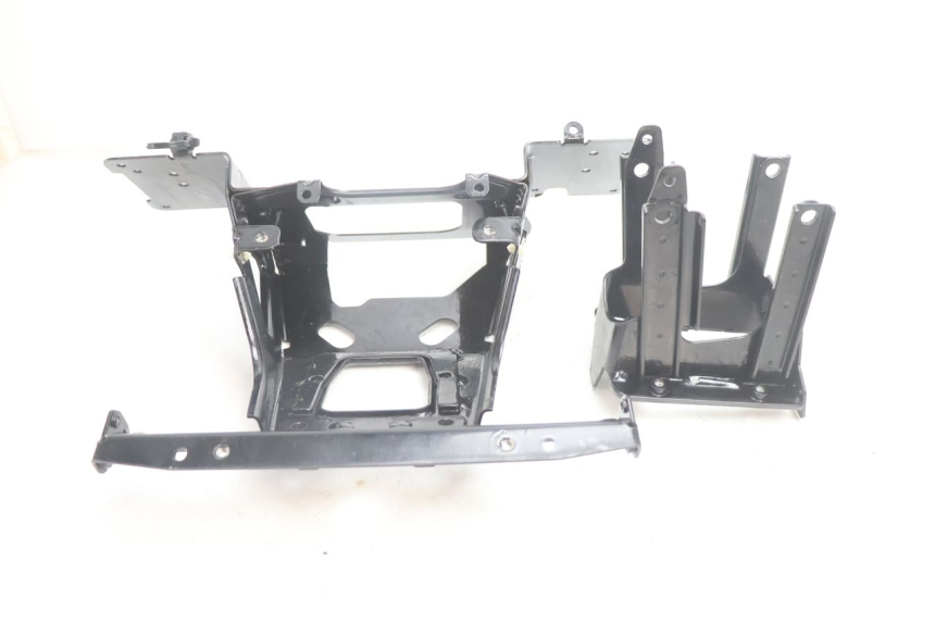 photo de ARAIGNEE FACE AVANT HARLEY DAVIDSON ROAD GLIDE FLTRXSE 1920 (2018 - 2022) - Autre angle de vue
