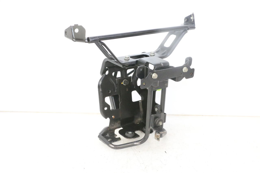 photo de ARAIGNEE FACE AVANT PEUGEOT SATELIS 125 (2013 - 2018) - Vue principale