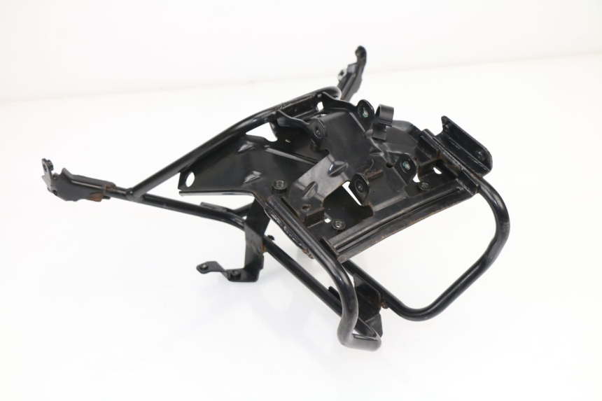 photo de ARAIGNEE FACE AVANT PEUGEOT SATELIS 125 (2010 - 2012)