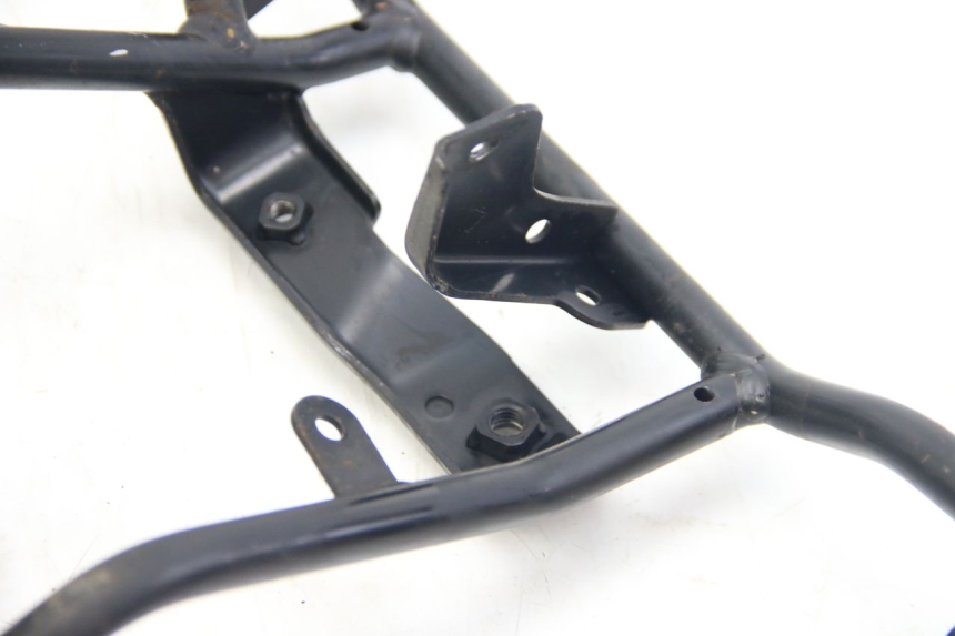 photo de ARAIGNEE FACE AVANT SUZUKI SIXTEEN 125 (2008 - 2010)