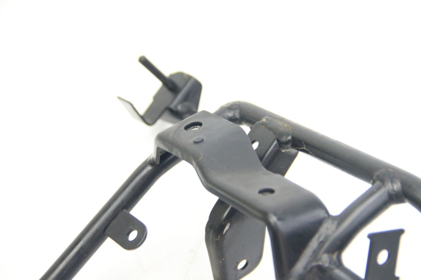 photo de ARAIGNEE FACE AVANT SUZUKI SIXTEEN 125 (2008 - 2010)