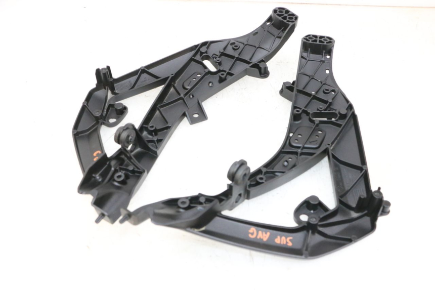 photo de ARAIGNEE TETE DE FOURCHE BMW R GS 1250 (2021 - 2024) - État de surface