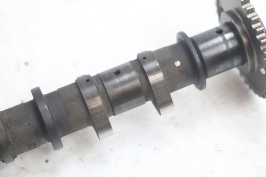 photo de ARBRE A CAMES SUZUKI BURGMAN EXECUTIVE ABS 650 (2006 - 2012) - Points de fixation