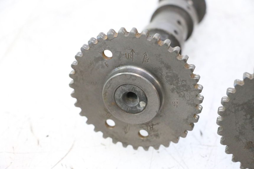 photo de ARBRE A CAMES SUZUKI SV S 650 (2003 - 2009) - Vue rapprochée