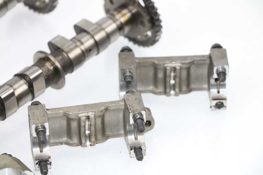 photo de ARBRE A CAMES YAMAHA FZ6 FAZER 600 (2007 - 2010)
