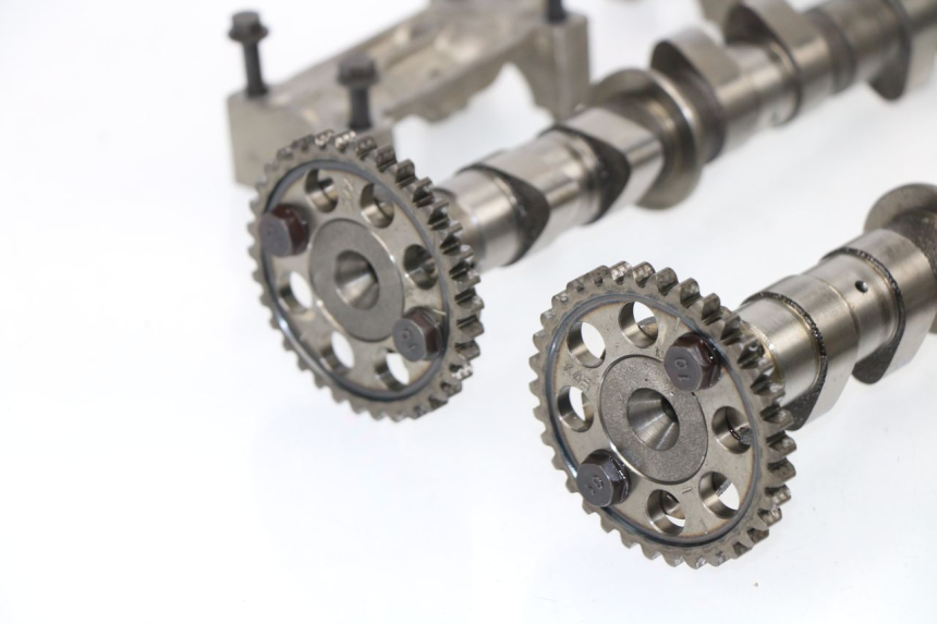 photo de ARBRE A CAMES YAMAHA FZ6 FAZER 600 (2007 - 2010)