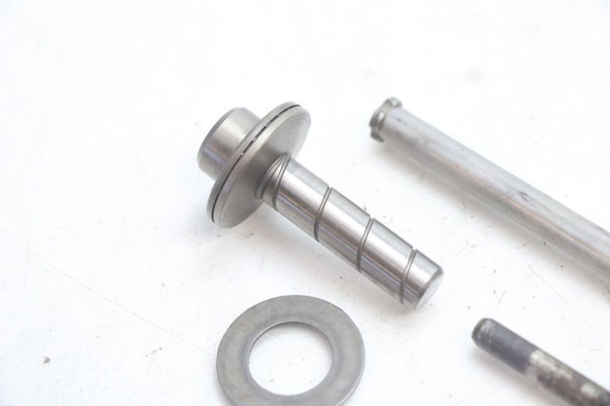 photo de ARBRE EMBRAYAGE SUZUKI SV S 650 (2003 - 2009) - Détail de la pièce