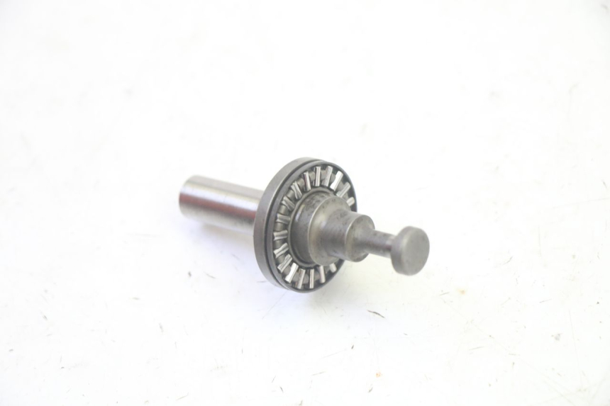 photo de ARBRE EMBRAYAGE KAWASAKI ZR 7 750 (1999 - 2001) - Autre angle de vue