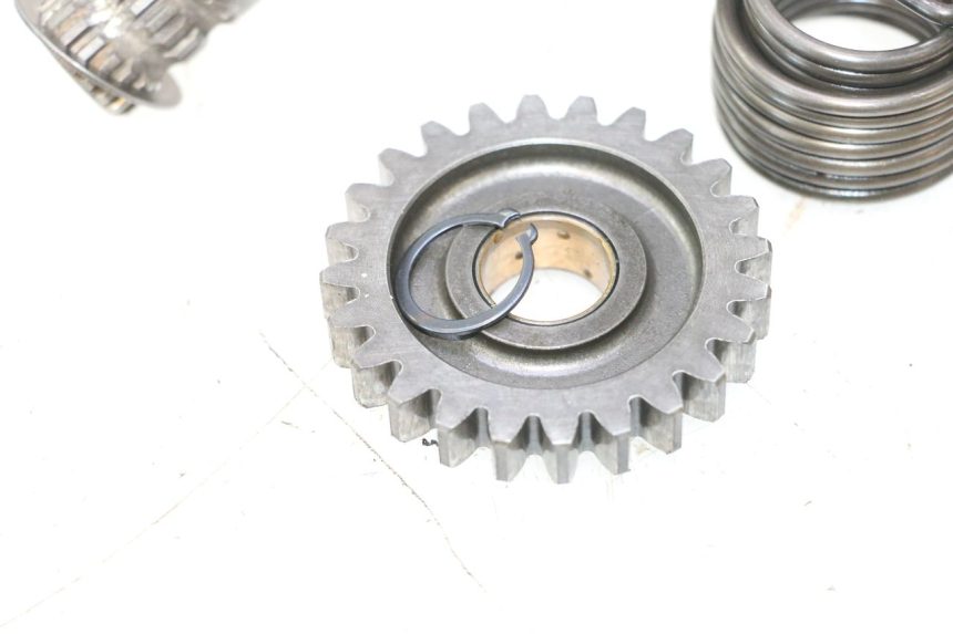 photo de ARBRE KICK SUZUKI DR S 600 (1985 - 1989) - Marquages et références