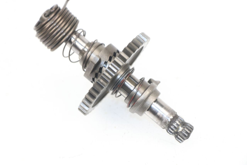 photo de ARBRE KICK SUZUKI DR DJEBEL 600 (1985 - 1990)