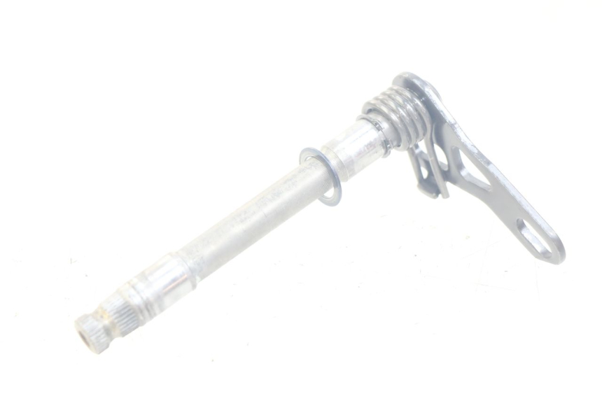 photo de ARBRE SELECTEUR HONDA CR 125 (1995 - 1997) - Gros plan technique