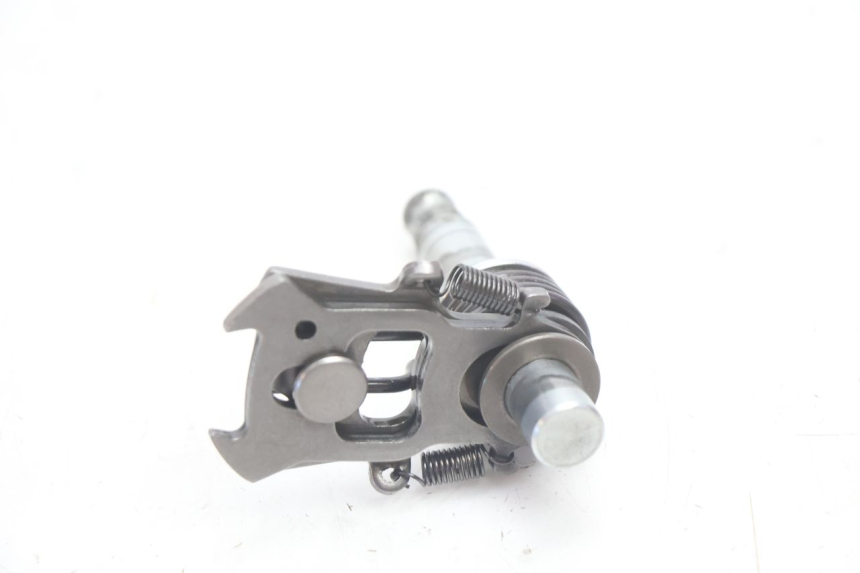 photo de ARBRE SELECTEUR KAWASAKI ER-6 ER6 N 650 (2005 - 2009) - Gros plan technique