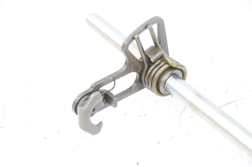 photo de ARBRE SELECTEUR YAMAHA FZS FAZER 600 (2001 - 2003)