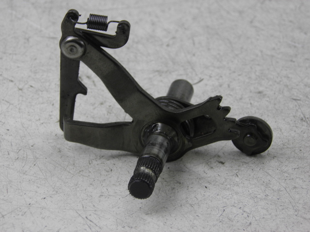 photo de ARBRE SELECTEUR YAMAHA XJ F 900 (1983 - 1994)