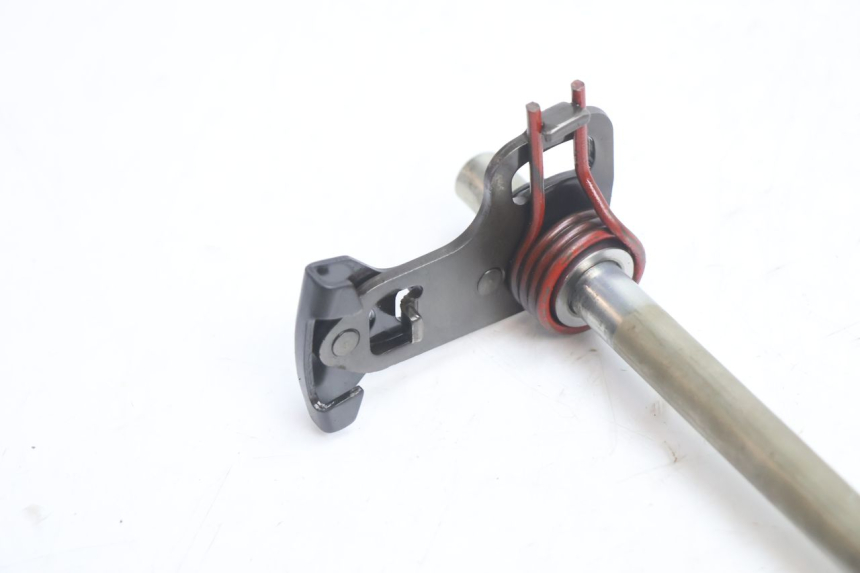 photo de ARBRE SELECTEUR KAWASAKI ZX-6R ZX6R 600 (2000 - 2002) - Gros plan technique
