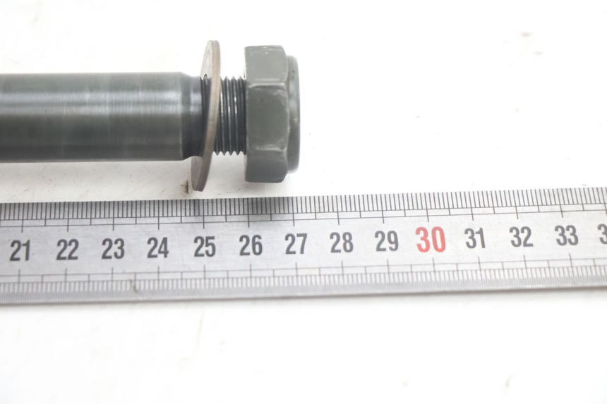 photo de AXE BRAS OSCILLANT YAMAHA FJR 1300 (2001 - 2005) - Autre angle de vue