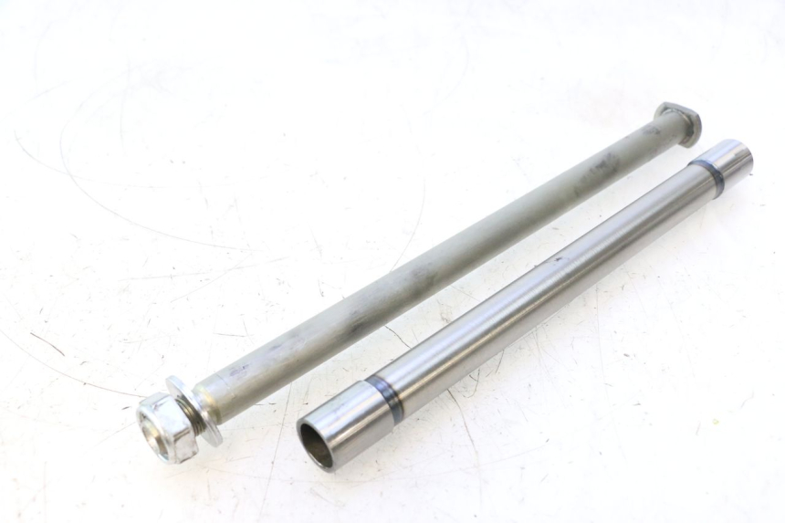 photo de AXE BRAS OSCILLANT YAMAHA FZ8 800 (2010 - 2016) - Détail de la pièce
