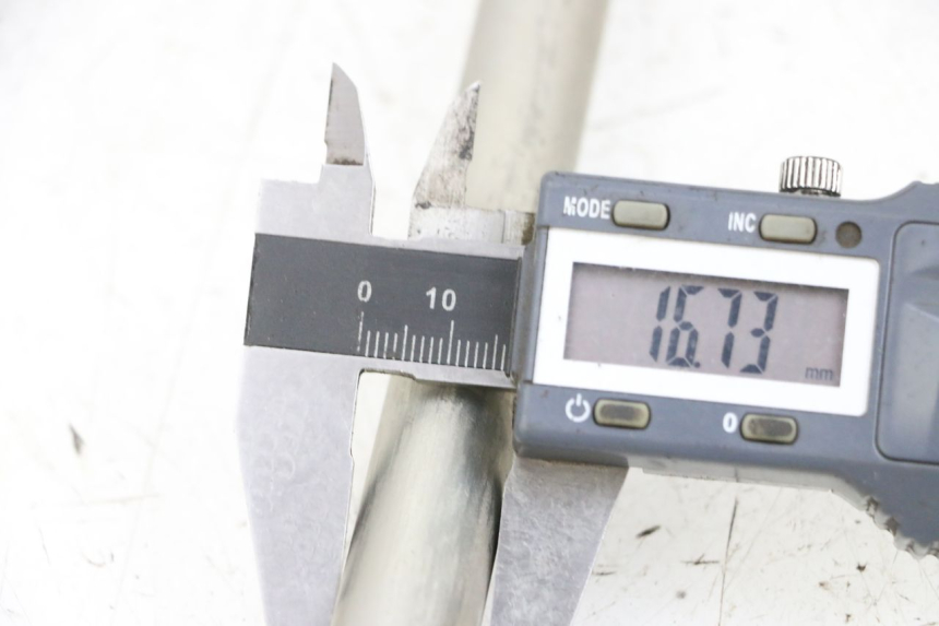 photo de AXE BRAS OSCILLANT YAMAHA MT-07 MT07 ABS 700 (2018 - 2020) - Détail de la pièce