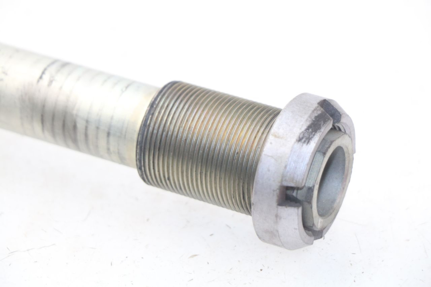 photo de AXE BRAS OSCILLANT SUZUKI GSX-R GSXR 600 (2001 - 2003)