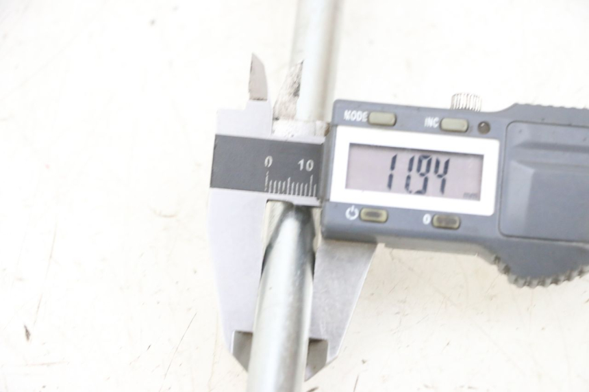 photo de AXE BRAS OSCILLANT YAMAHA TZR 50 (2008 - 2016) - Autre angle de vue