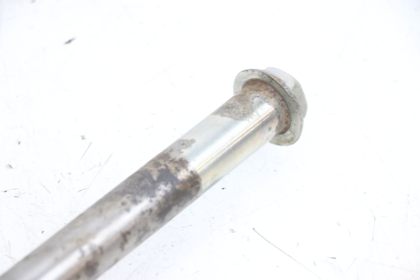 photo de AXE BRAS OSCILLANT KAWASAKI ZR 7 750 (1999 - 2001) - Gros plan technique