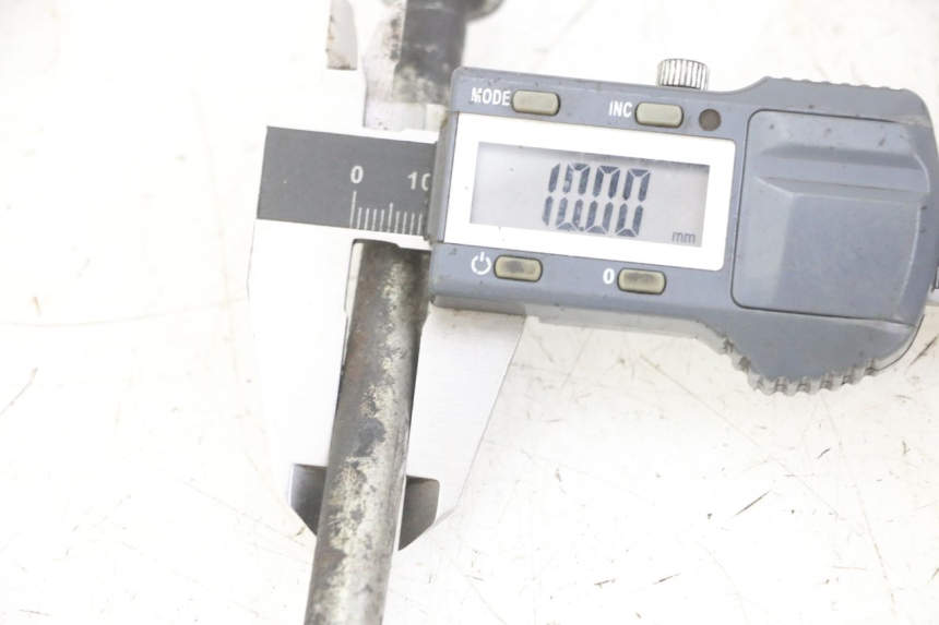photo de AXE MOTEUR SUZUKI GS GSE 500 (2001 - 2003)