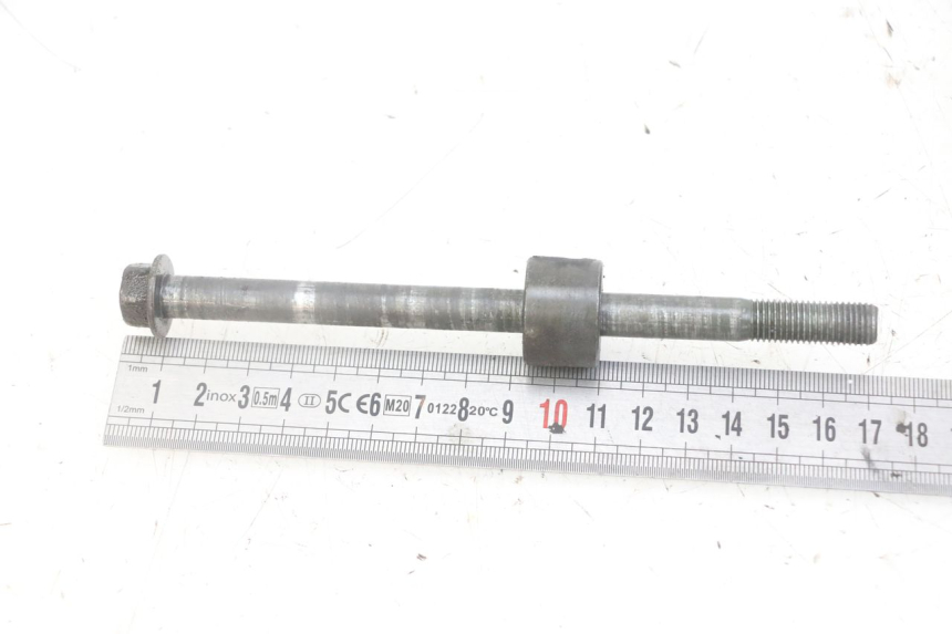 photo de AXE MOTEUR SUZUKI GS GSE 500 (2001 - 2003)