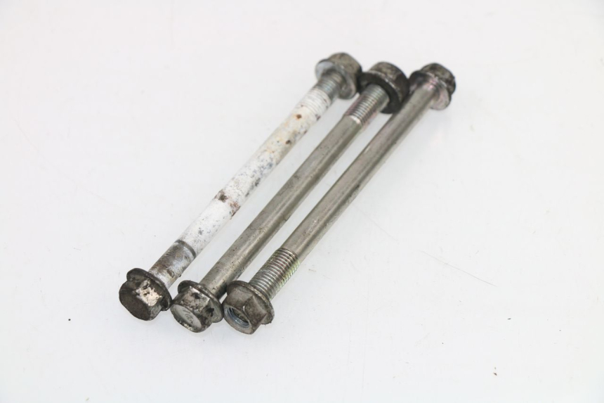 photo de AXE MOTEUR HONDA CBR R 125 (2011 - 2016)