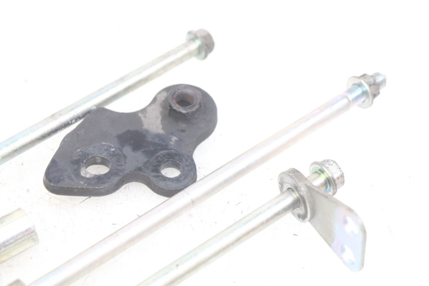 photo de AXE MOTEUR HONDA FJS SILVERWING SILVER WING 400 (2009 - 2016)
