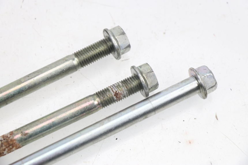 photo de AXE MOTEUR HONDA XLV VARADERO 125 (2000 - 2006)