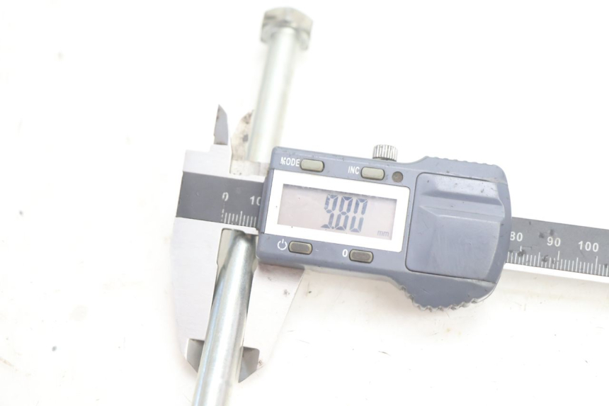 photo de AXE MOTEUR PEUGEOT LUDIX ONE 14P 50 (2004 - 2013) - Gros plan technique