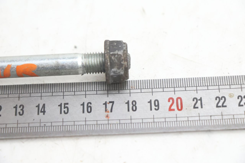 photo de AXE MOTEUR SYM MIO 50 (2005 - 2010) - Autre angle de vue