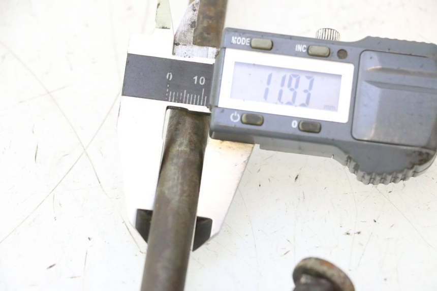 photo de AXE MOTEUR MBK NITRO 50 (2004 - 2008) - Détail de la pièce