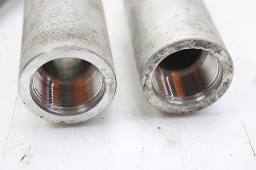 photo de AXE MOTEUR SUZUKI SV S 650 (1999 - 2002) - Détails caractéristiques