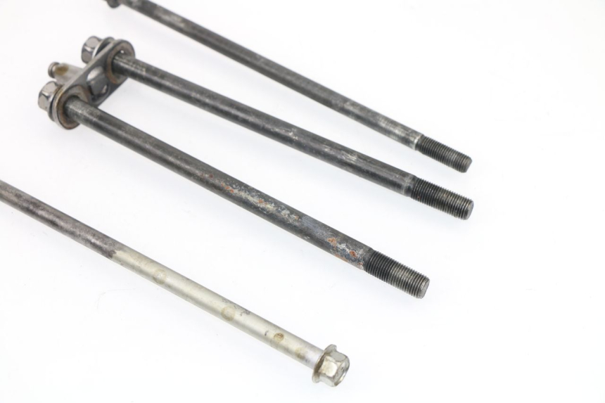 photo de AXE MOTEUR YAMAHA FZ6 FAZER 600 (2007 - 2010)