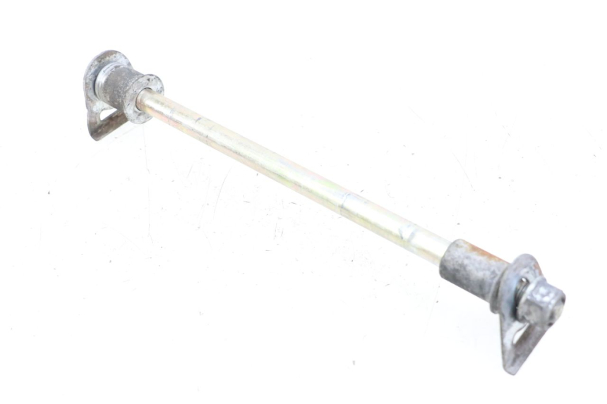 photo de Essieu arrière HYOSUNG GV AQUILA 125 (2000 - 2004) - Gros plan technique