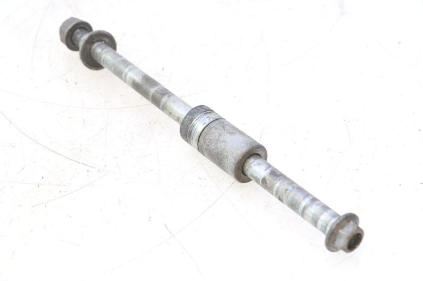 photo de AXE ROUE ARRIERE HONDA CB TWO FIFTY 250 (1991 - 2002) - Détail de la pièce