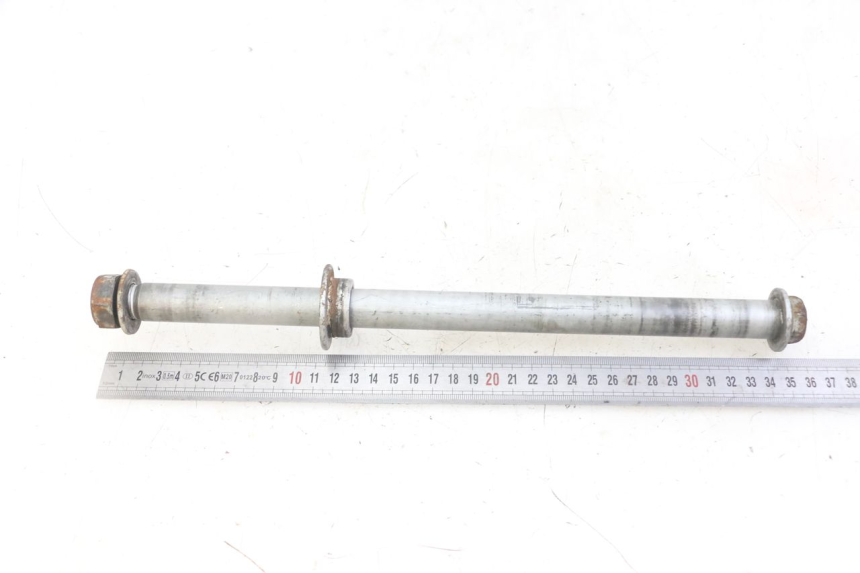 photo de AXE ROUE ARRIERE HONDA CBF 500 (2004 - 2007)