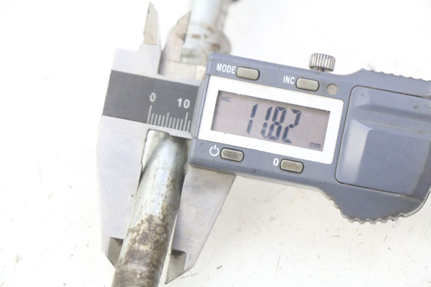 photo de AXE ROUE ARRIERE CCR DIRT BIKE 125