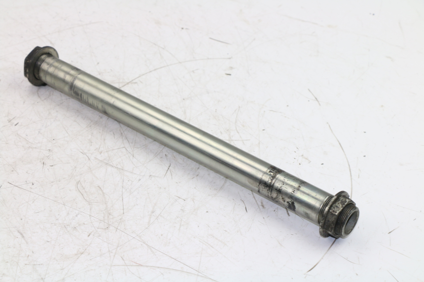 photo de AXE ROUE ARRIERE DUCATI ST3 992 (2006 - 2008)