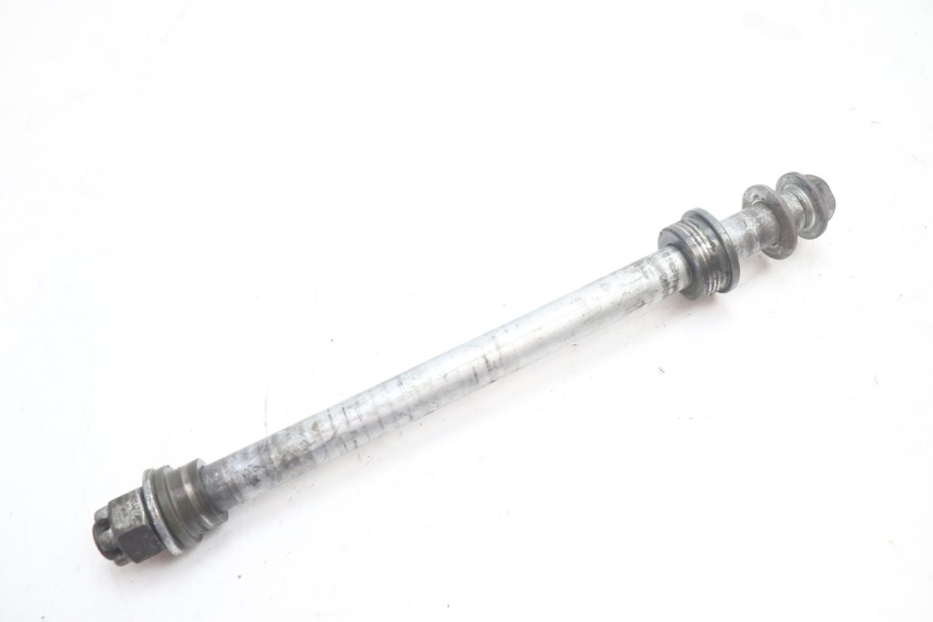 photo de AXE ROUE ARRIERE KAWASAKI ER-6 ER6 N 650 (2005 - 2009) - Détail de la pièce