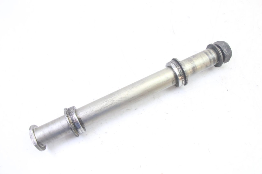 photo de AXE ROUE ARRIERE YAMAHA FZ6 FAZER S2 600 (2007 - 2011)