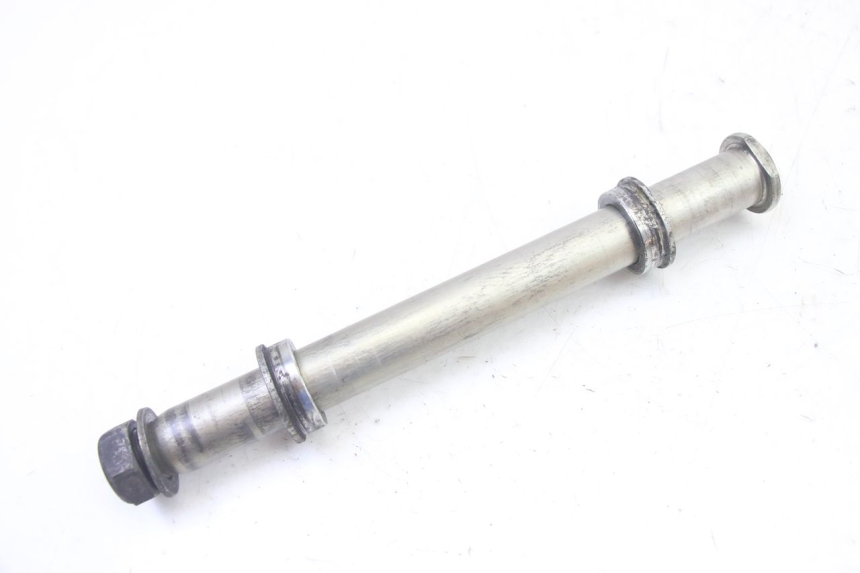 photo de AXE ROUE ARRIERE YAMAHA FZ6 FAZER S2 600 (2007 - 2011)