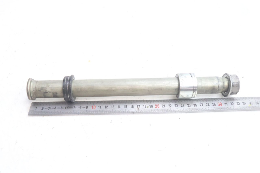 photo de AXE ROUE ARRIERE YAMAHA FZ8 800 (2010 - 2016) - Zoom état d’usage