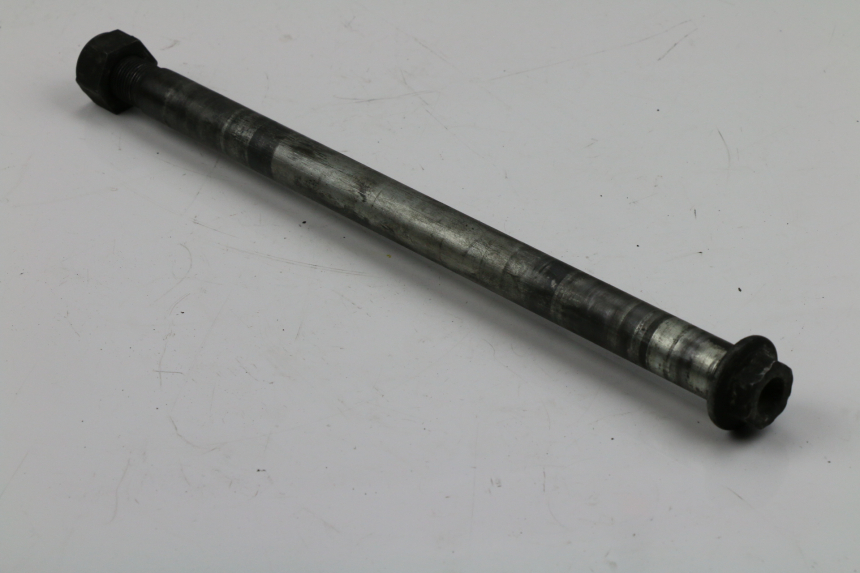 photo de AXE ROUE ARRIERE HONDA CBR F 600 (1996 - 1998)