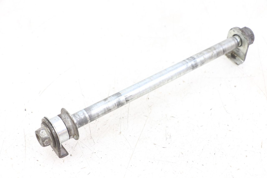 photo de AXE ROUE ARRIERE HYOSUNG GF 125 (2001 - 2005)