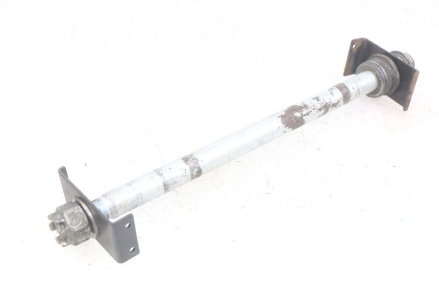 photo de AXE ROUE ARRIERE KAWASAKI Z 750 (2007 - 2013)
