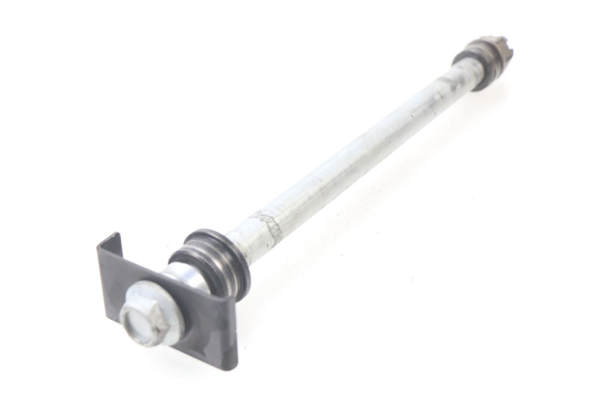 photo de AXE ROUE ARRIERE KAWASAKI Z ABS 750 (2007 - 2013)